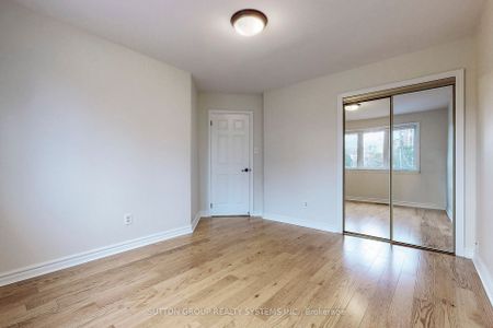 Detached Home For Lease | C8124874 - Photo 3