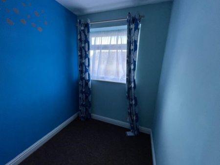 Worle, Weston-super-Mare, North Somerset - Photo 2