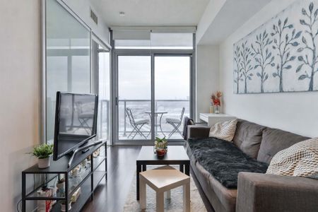 For Lease - 105 The Queensway N/A Unit# 2109, Toronto, Ontario - Photo 4