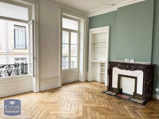 Location Appartement 4 pièces 89m² ST ETIENNE 42000 - Photo 1