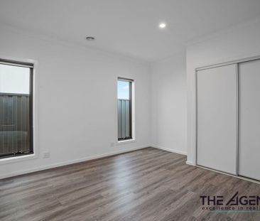 58 Buckingham Boulevard, Strathtulloh, Vic 3338 - Photo 4