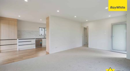 Bright & Functional 4-Bedroom Home - Photo 2