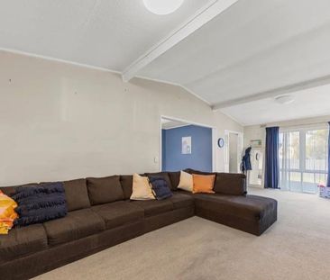 3-Bedroom Home with Dual Sheds, Minutes from Beach & Schools - Photo 3