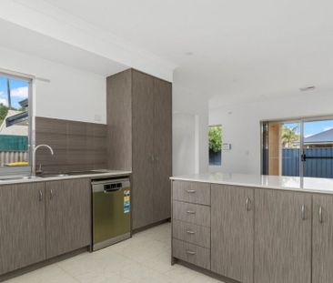 Spacious 4 Bedroom Modern Family Home in Thornlie - Photo 6