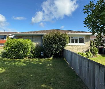 Sunny, Secure, Low-Maintenance Rental in Popular Matua - Photo 3