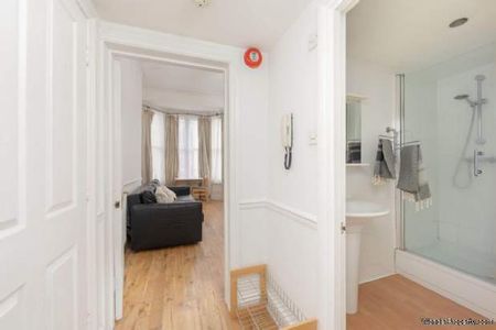 1 bedroom property to rent in Bath - Photo 4