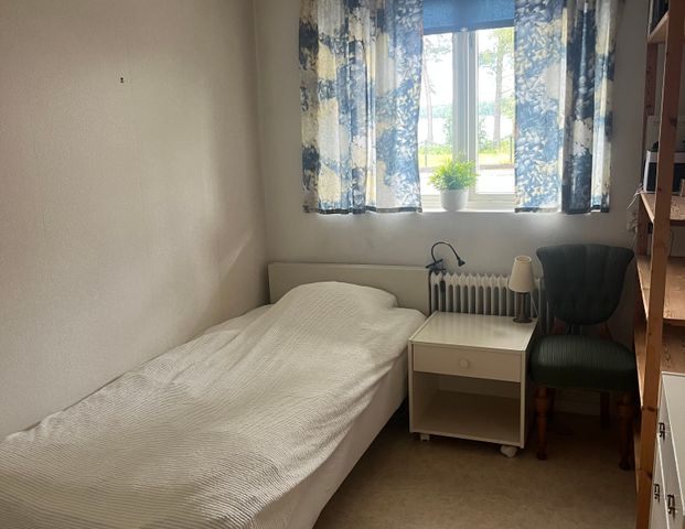 Vätternvägen, Karlsborg - Photo 1