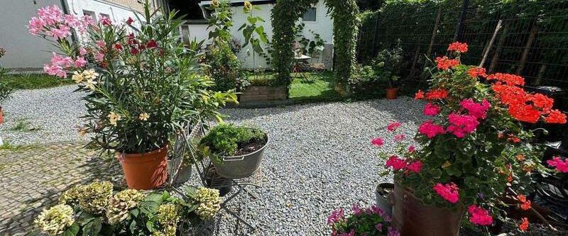 Möbliertes 4-Raum-Apartment/Furnished 4-Room Apartment with Terrace - Foto 1