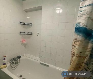 2 bedroom maisonette to rent - Photo 3