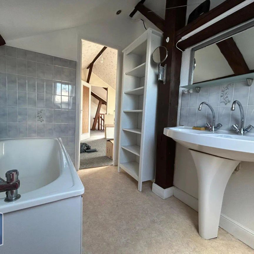 Appartement à louer 3 pièces 95.97m² - Photo 1