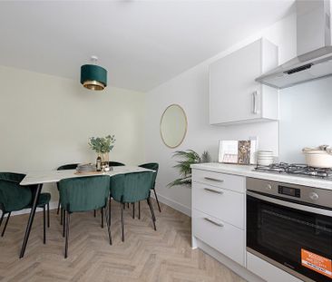 4 bedroom terraced house to rent - Photo 3