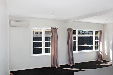 240 Weston Road, St. Albans - Photo 3