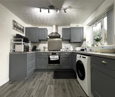 3 bedroom semi-detached house to rent - Photo 6