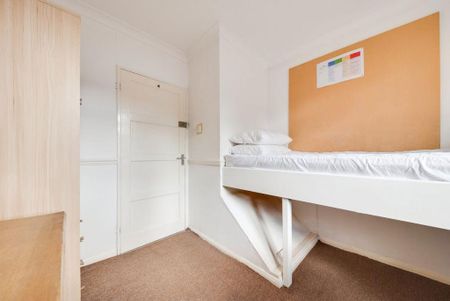 4 bedroom house to rent - Photo 3