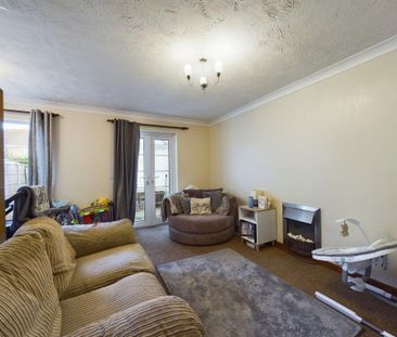 2 bedroom terraced house to rent - Photo 4
