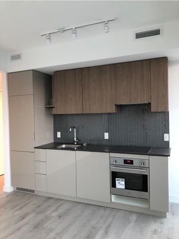 For Lease - 161 Roehampton Avenue Unit# 3504, Toronto, Ontario - Photo 2