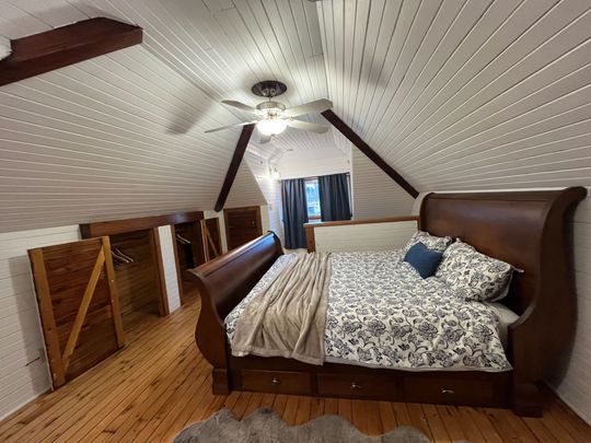 For Lease - 335 Palmerston Boulevard Unit# Coach house, Toronto, Ontario - Photo 1