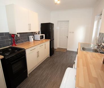 4 bedroom house share to rent - Photo 3
