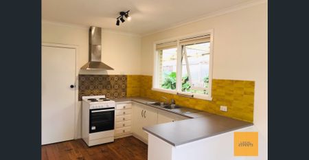 Family home in a great location! - Photo 5