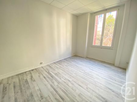 : Appartement 40.79 m² à ST ETIENNE - Photo 3