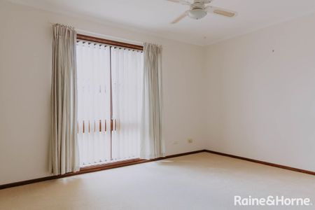 MODERN COMFORT IN A PRIME LAKE ALBERT LOCATION - Photo 4