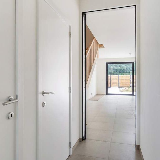 Woning te huur in Oostnieuwkerke voor € 1.150 met 3 slaapkamers - Photo 1