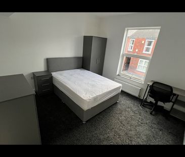 1 Bed Terraced House, Sheffield, S2 - Photo 1