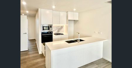 Brand New Luxury Apartment Two Bedrooms, Two Bathrooms and One Study Room with city view - Photo 3