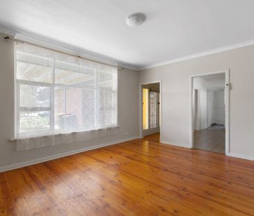 6 Woodland Road - Photo 2