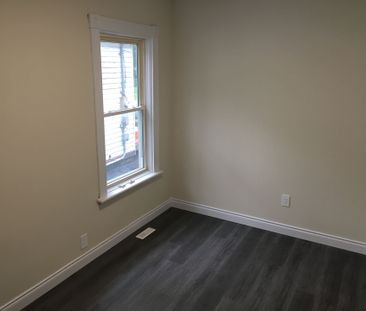 For Lease - 61 Bedford Road, London East, Ontario - Photo 1