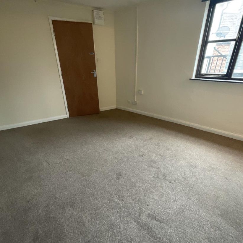 Rockhall House Market Place Long Buckby Northampto - Photo 1