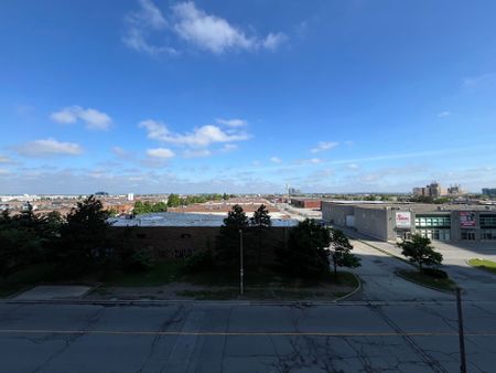 For Lease - 898 Portage Parkway Unit# 507, Vaughan, Ontario - Photo 3