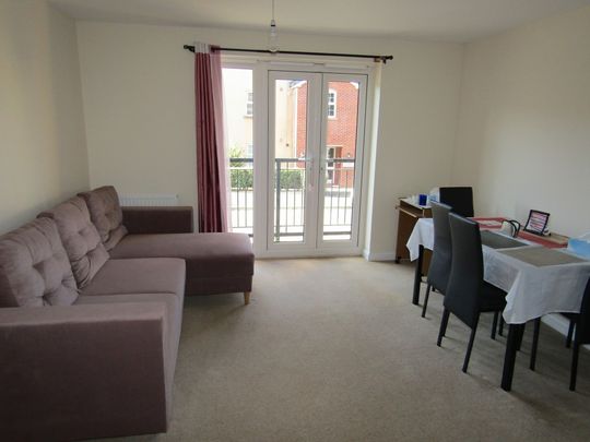 2 bed Apartment - To Let - Photo 1
