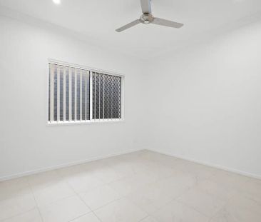 “NEW BUILD - Stunning Family Home” - Photo 6