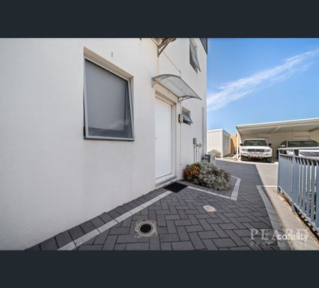 1/2 Royston Link, Butler, WA 6036 - Photo 2
