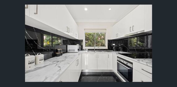 Modern Two Bedroom Granny Flat with Air Conditioning! - Photo 2