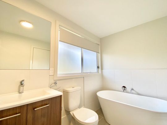 15 Equinox Street, Austral, NSW 2179 - Photo 1