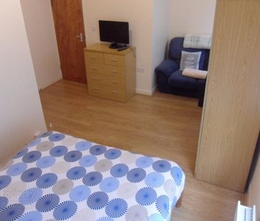Unit 3, 29 Cromwell Road, Botanic, BT71JW, Belfast - Photo 4