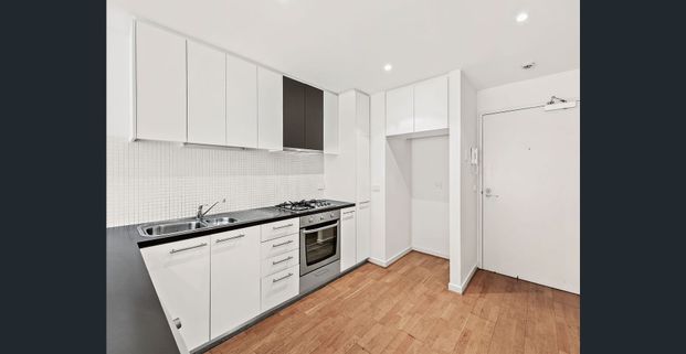 Affordable Bayside Living - Photo 1