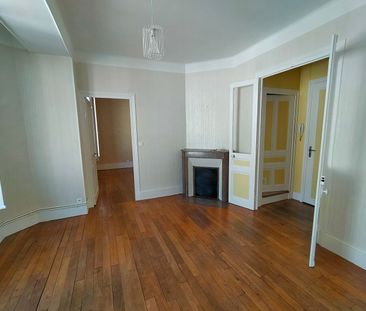 APPARTEMENT T2 - 42,70 m² - PARAY LE MONIAL - Photo 2