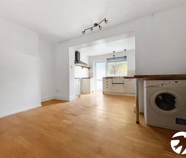 3 bedroom terraced house to rent - Photo 6