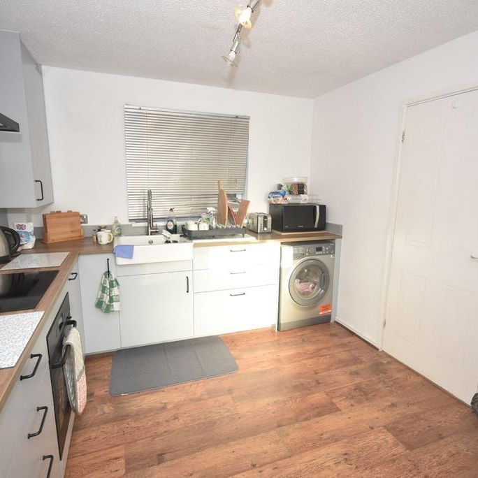 3 bedroom semi-detached house to rent - Photo 1