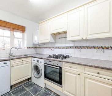 Kingfisher Close, Harrow Weald, HA3 - Photo 1