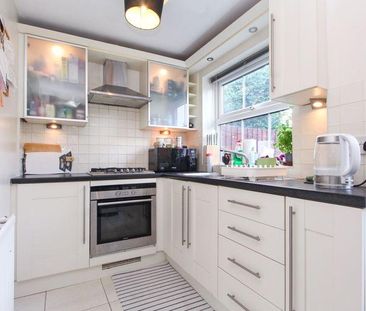 2 bedroom terraced house to rent - Photo 1
