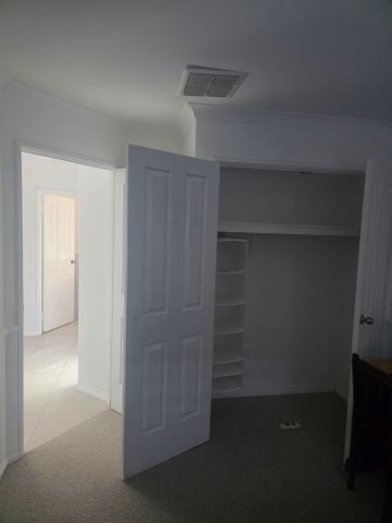 Ellenbrook - Photo 4