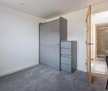 Richards Terrace, Adamsdown, CF24 - Photo 1