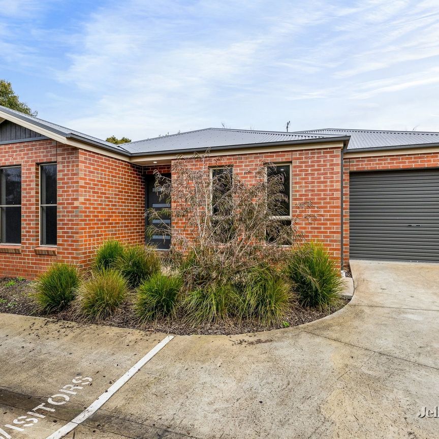 7 Nader Close, Redan - Photo 1
