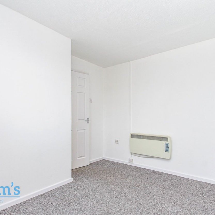 1 bed Flat for Rent - Photo 1