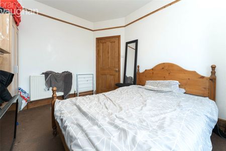 4 bedroom terraced house to rent - Photo 2