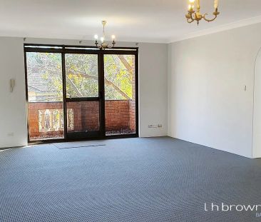 “Good Location !” - Photo 2